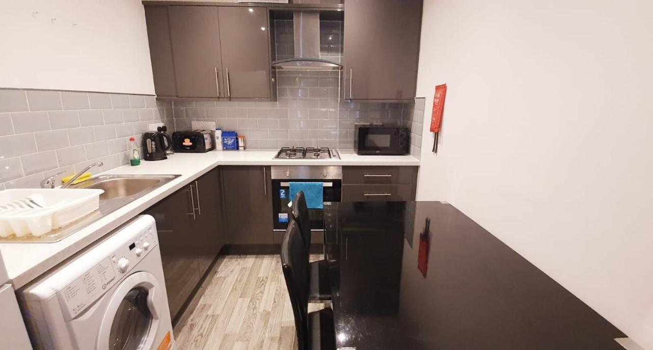 Ilivsidney Apartment Liverpool Ngoại thất bức ảnh